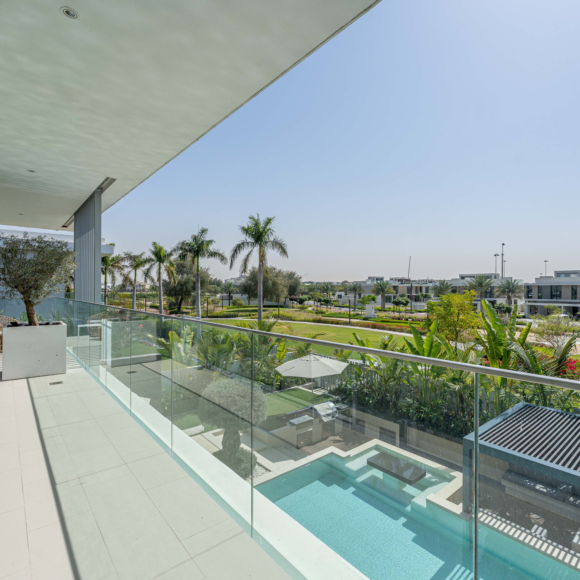 commercial interior contractor — First Unicorn Interiors Dubai