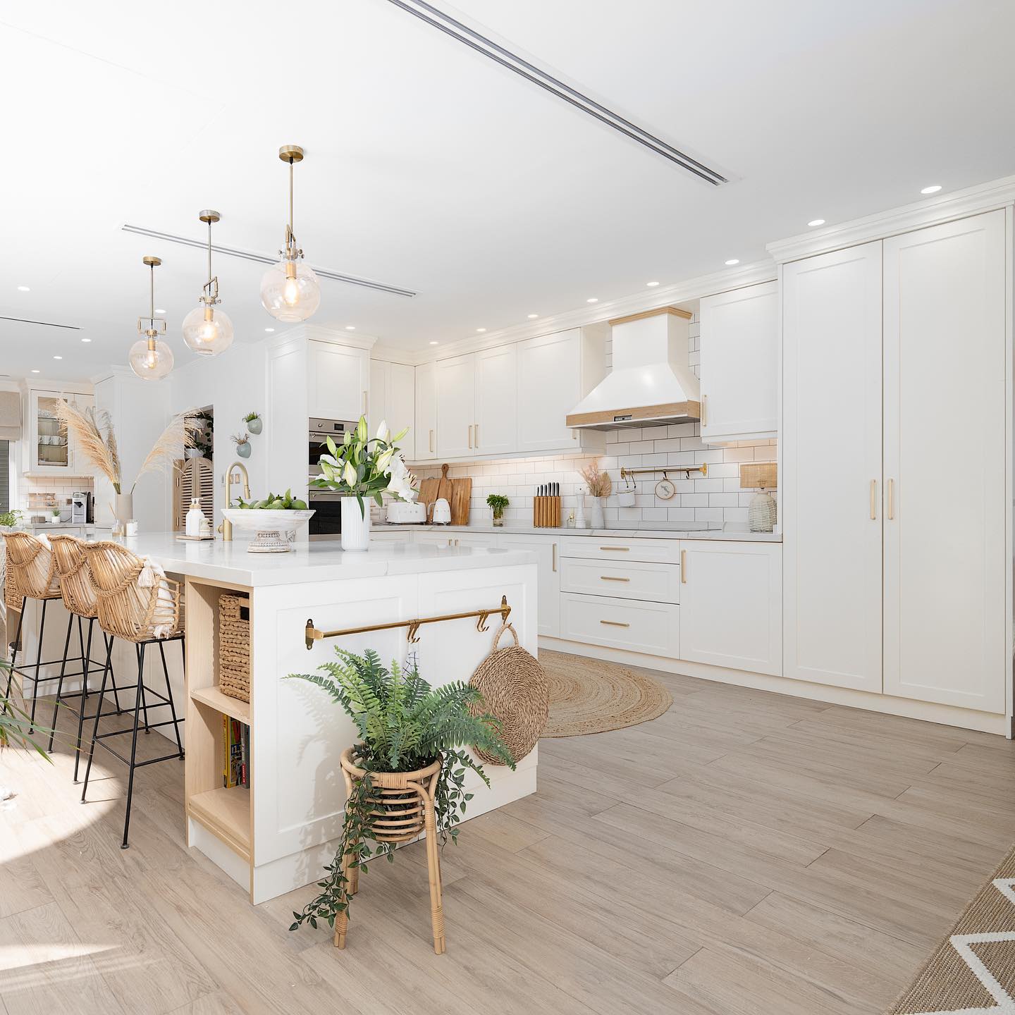 office interior contractor — First Unicorn Interiors Dubai