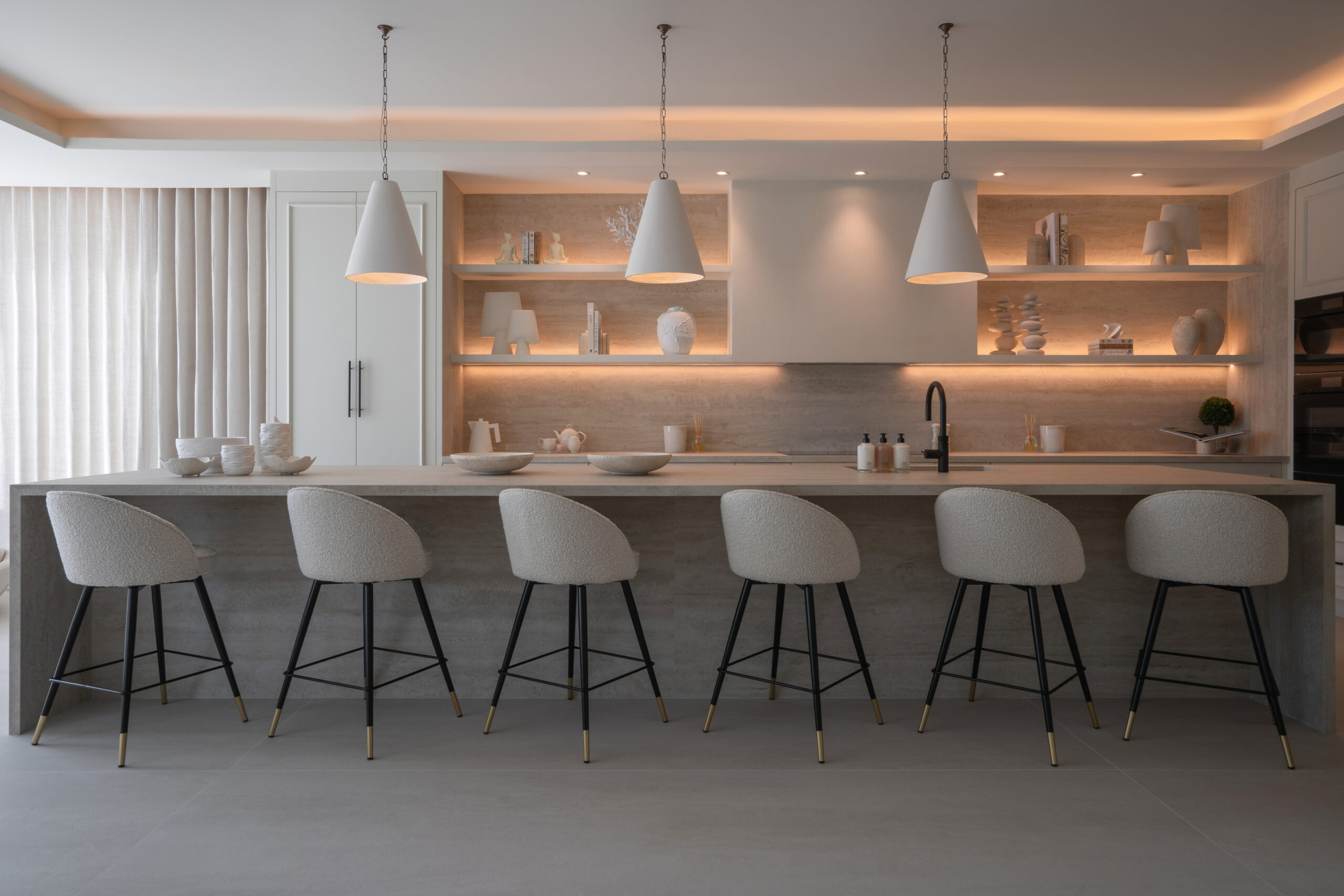emirates hills villa refurbishment — First Unicorn Interiors Dubai