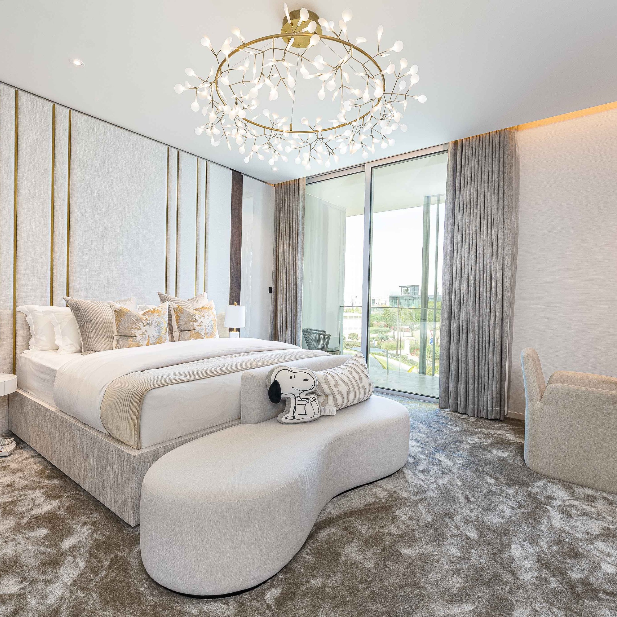 office fit out in dubai detail — premium materials