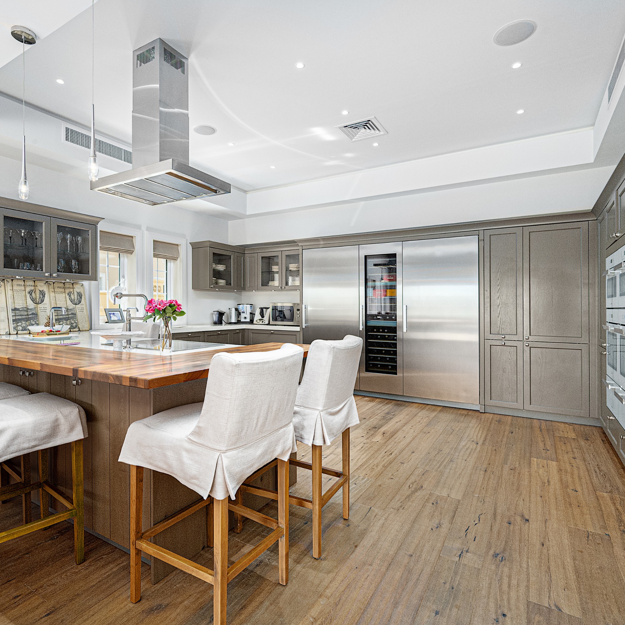 villas renovation — First Unicorn Interiors Dubai